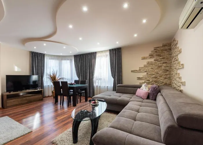 Aventurine דירה *